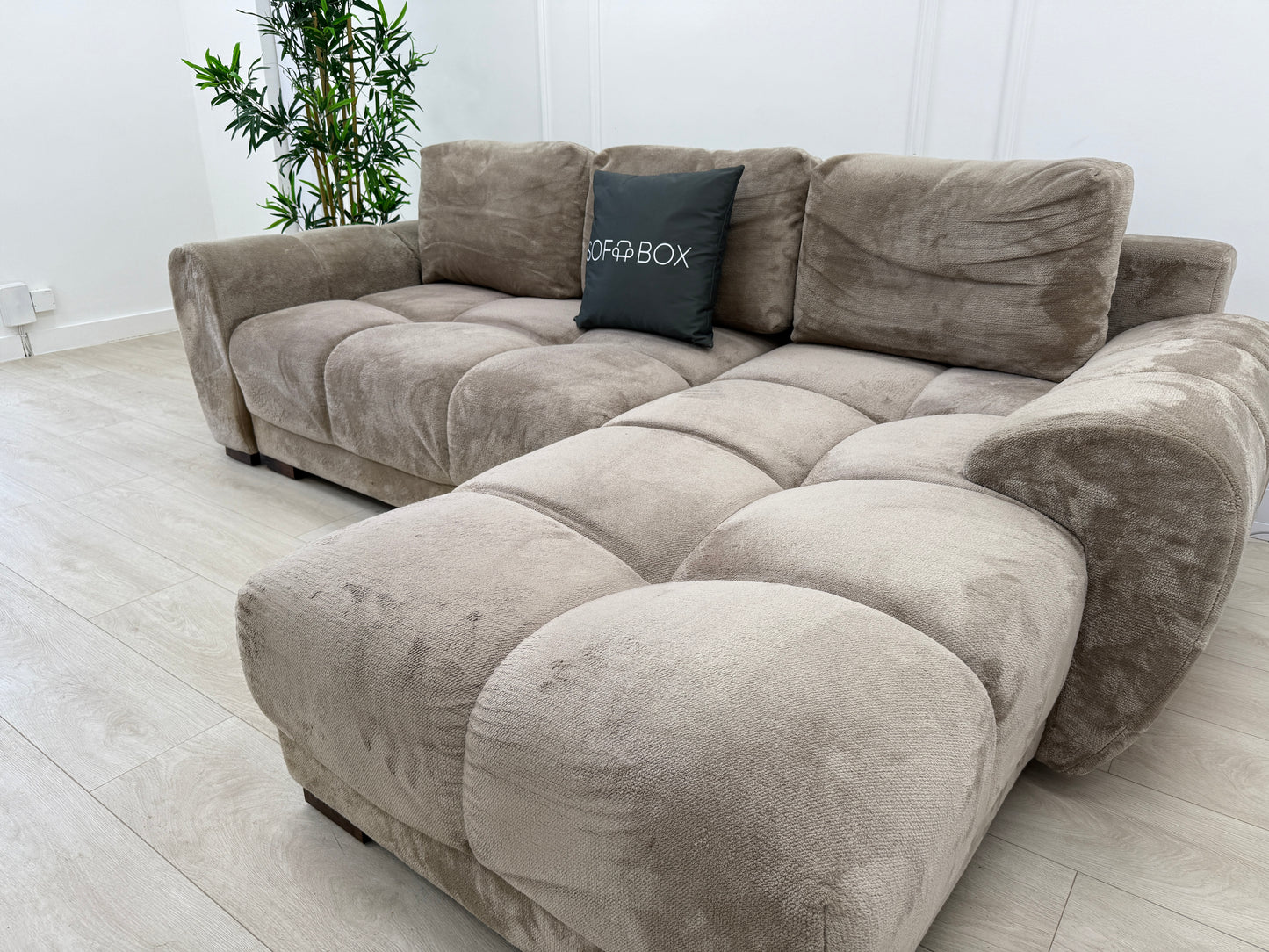 Azzuro Corner Sofa Bed In Beige