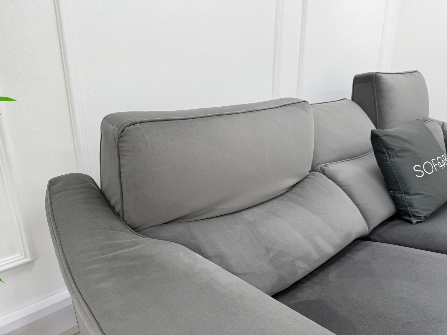Natuzzi Rock 4 Seater Power Recliner Sofa In Grey Velvet