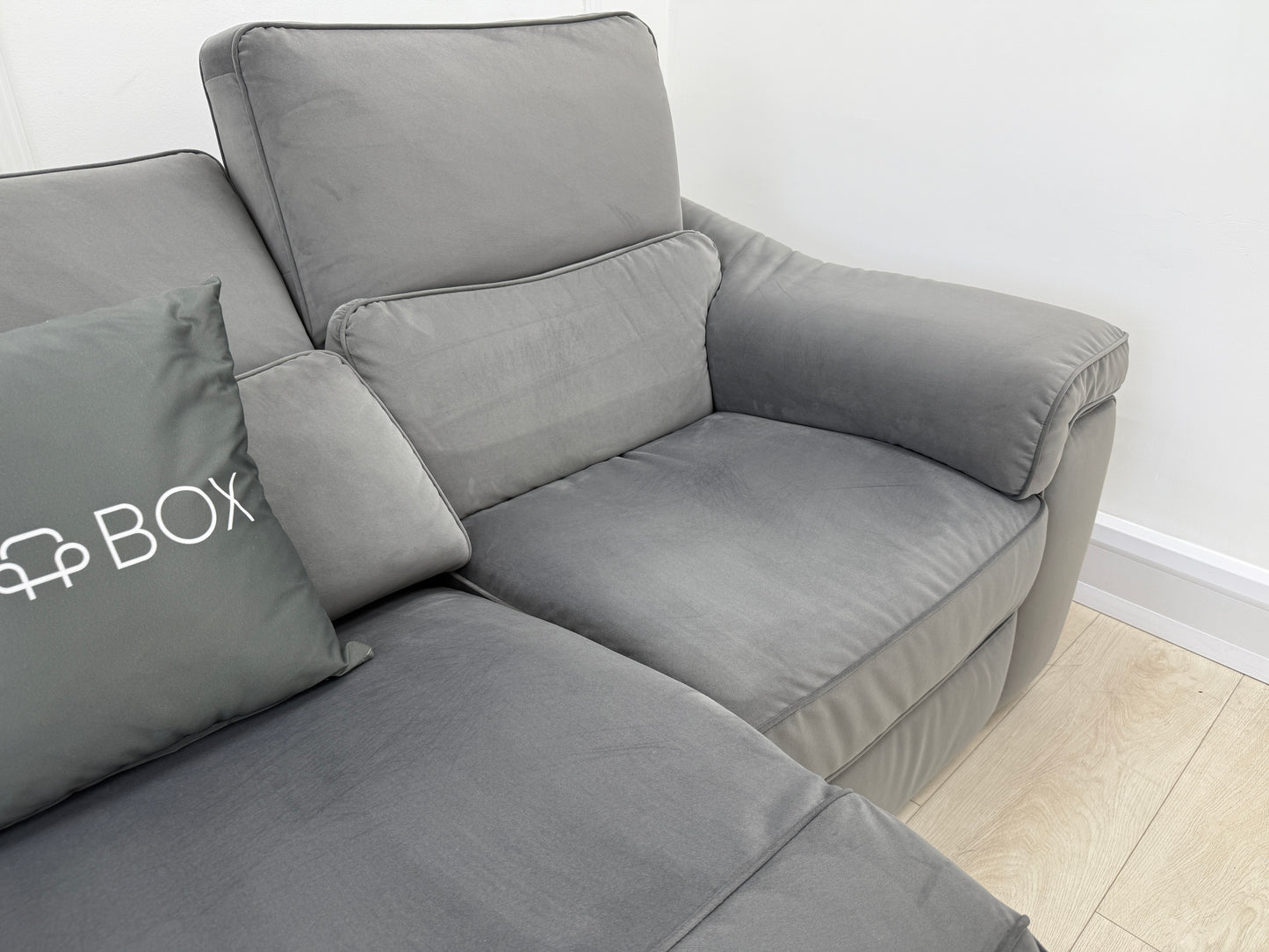 Natuzzi Rock 4 Seater Power Recliner Sofa In Grey Velvet