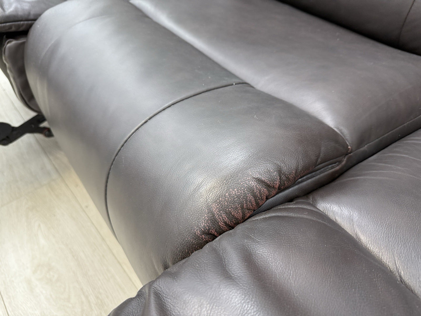 La-Z-Boy El Paso Brown Leather 3 Seater Power Recliner/Headrests Sofa