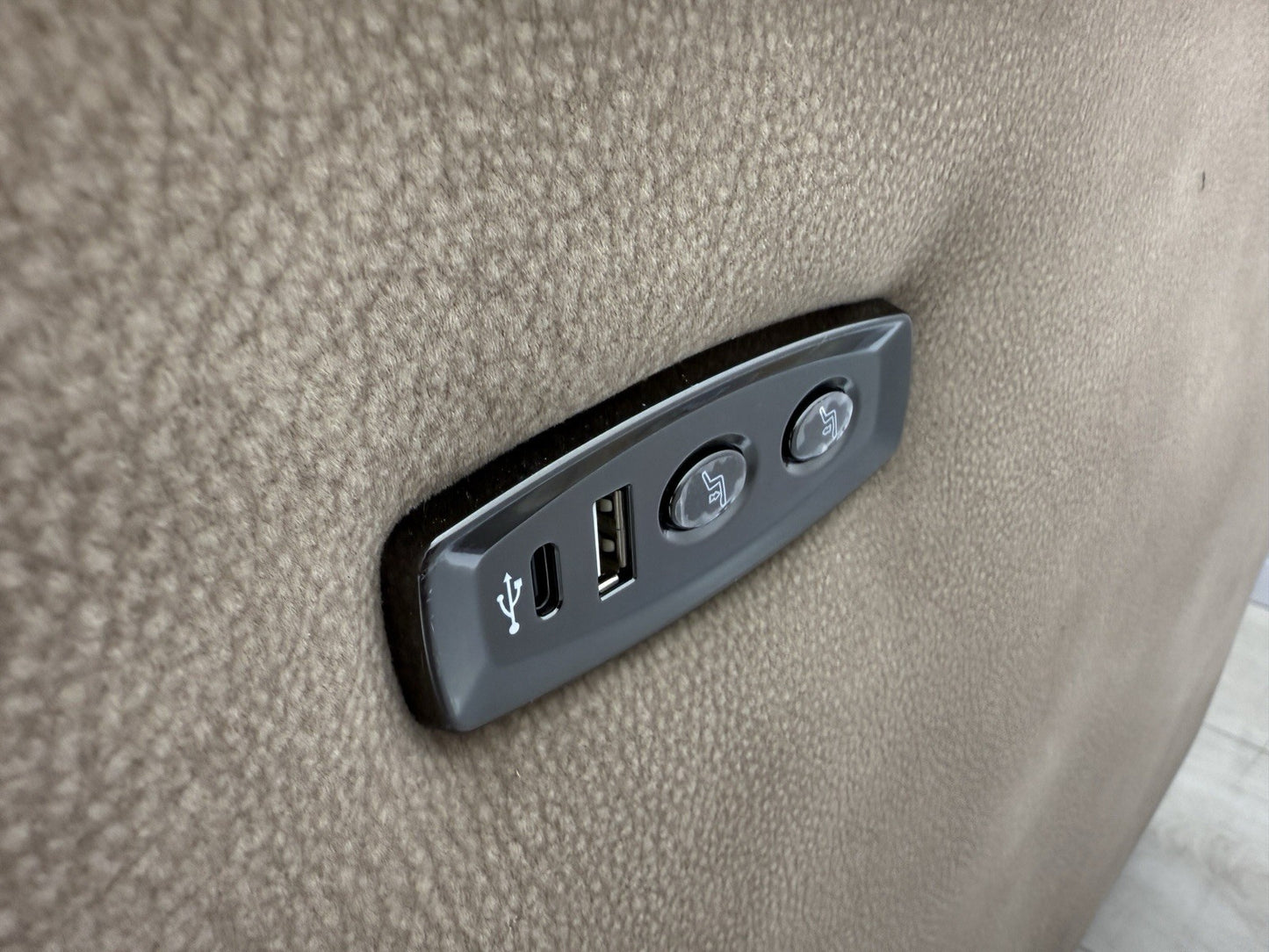 Fishpools Caruso 3 Seater Chaise Power Recliner Sofa In Sand Fabric