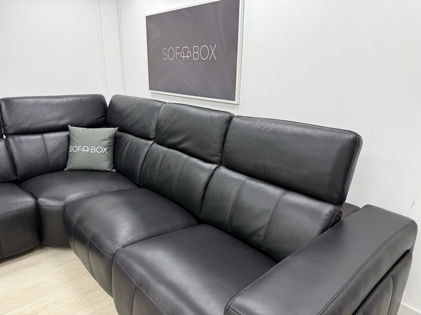 DFS Crusade Heated Recliner Corner Sofa Black Leather