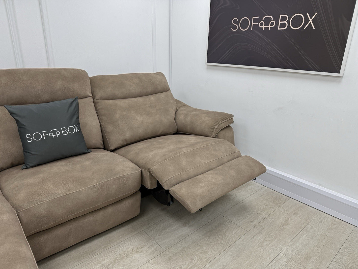 Fishpools Caruso 3 Seater Chaise Power Recliner Sofa In Sand Fabric