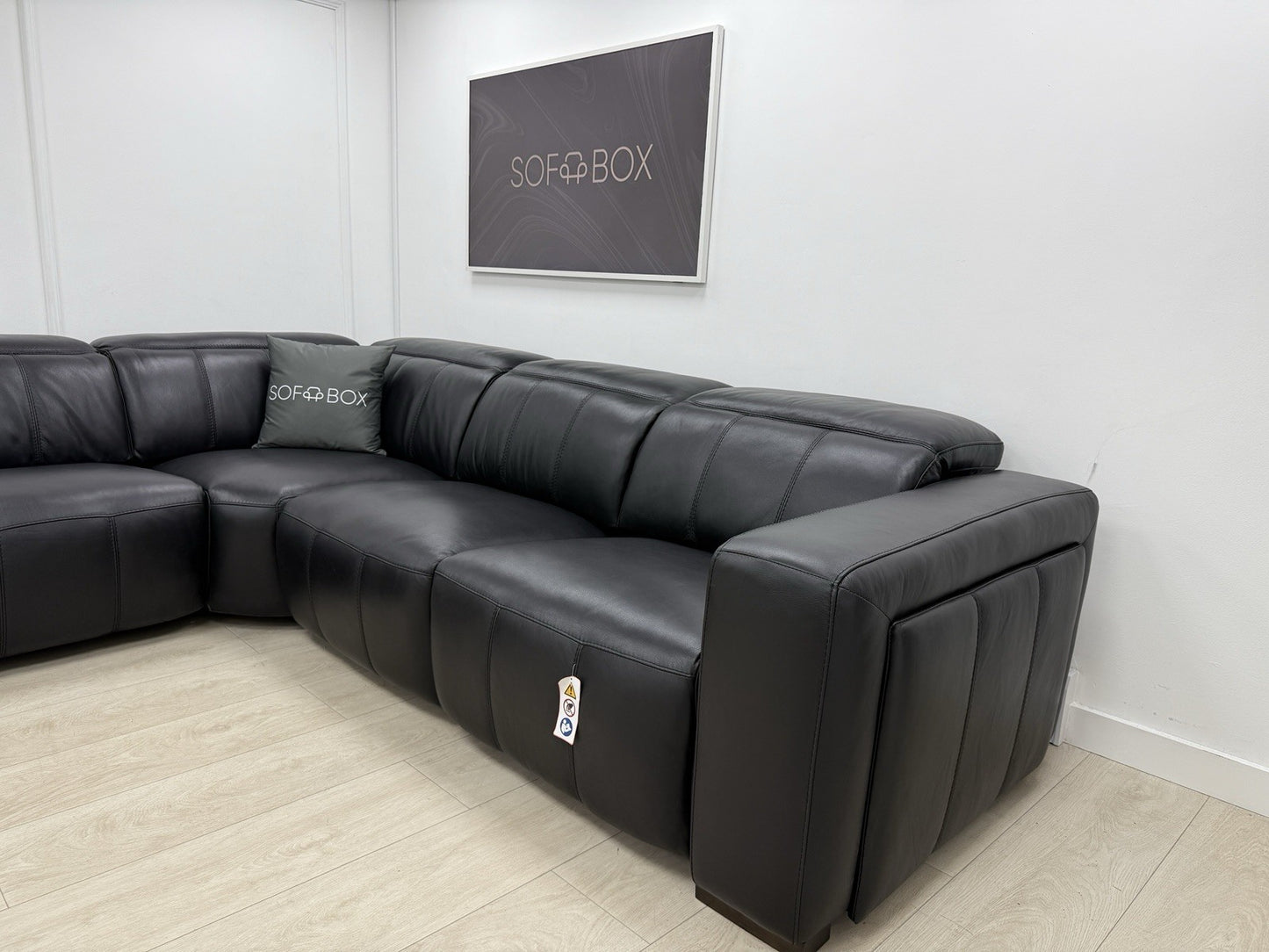 DFS Crusade Heated Recliner Corner Sofa Black Leather