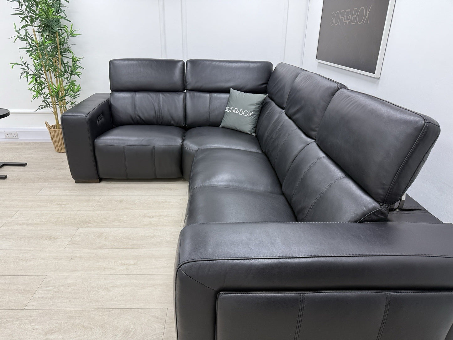 DFS Crusade Heated Recliner Corner Sofa Black Leather
