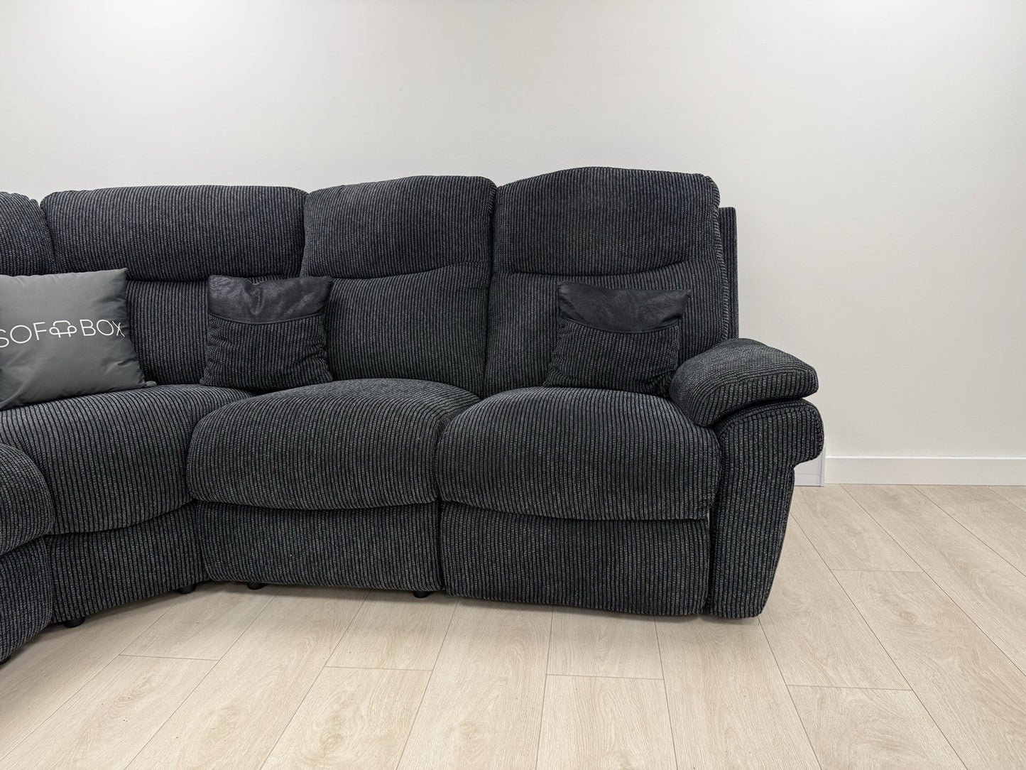 La-Z-Boy Tamla Power Recliner Corner Sofa In Black Fabric
