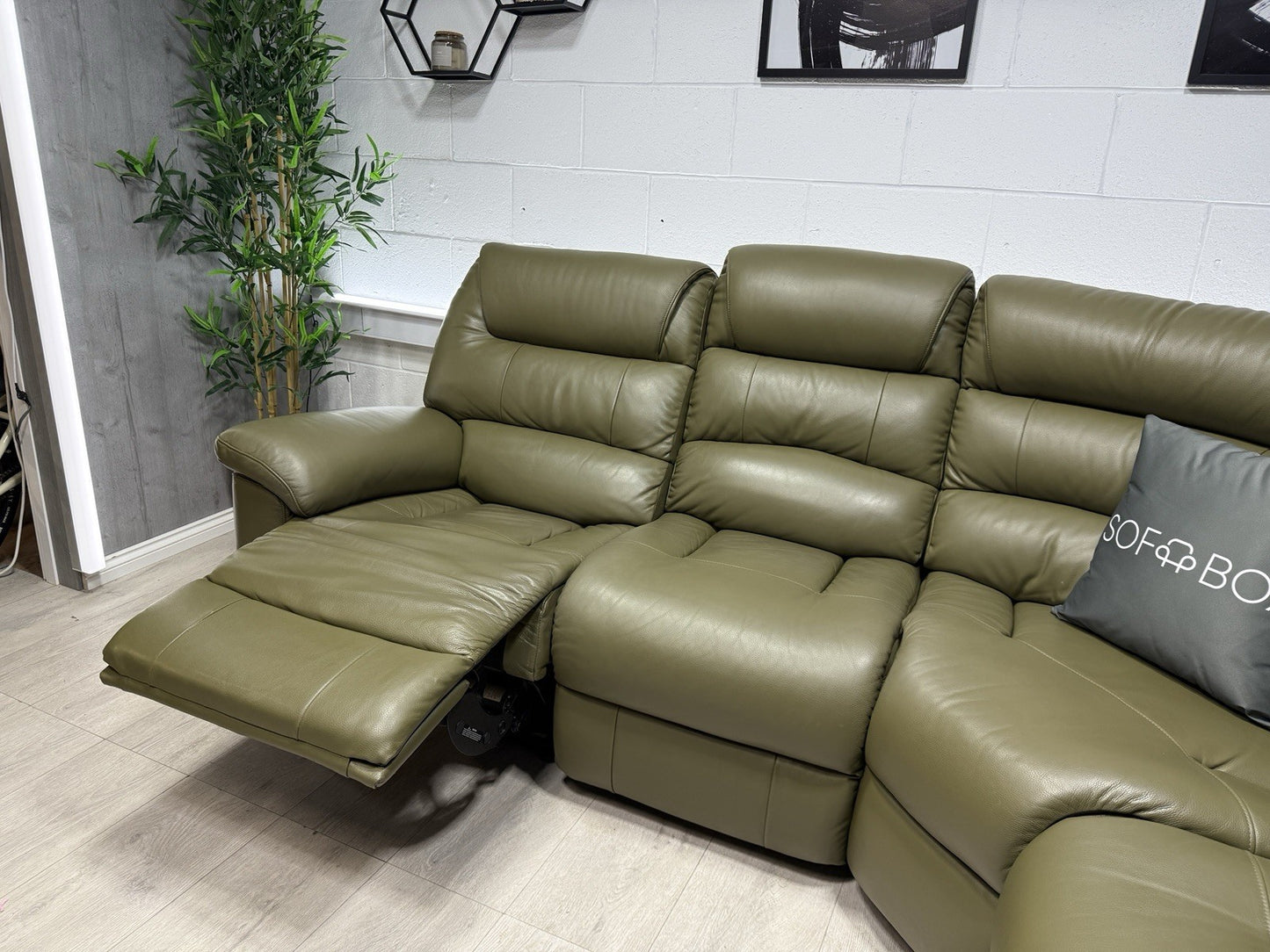 La-Z-Boy Staten Corner Power Recliner Sofa In Pine Green