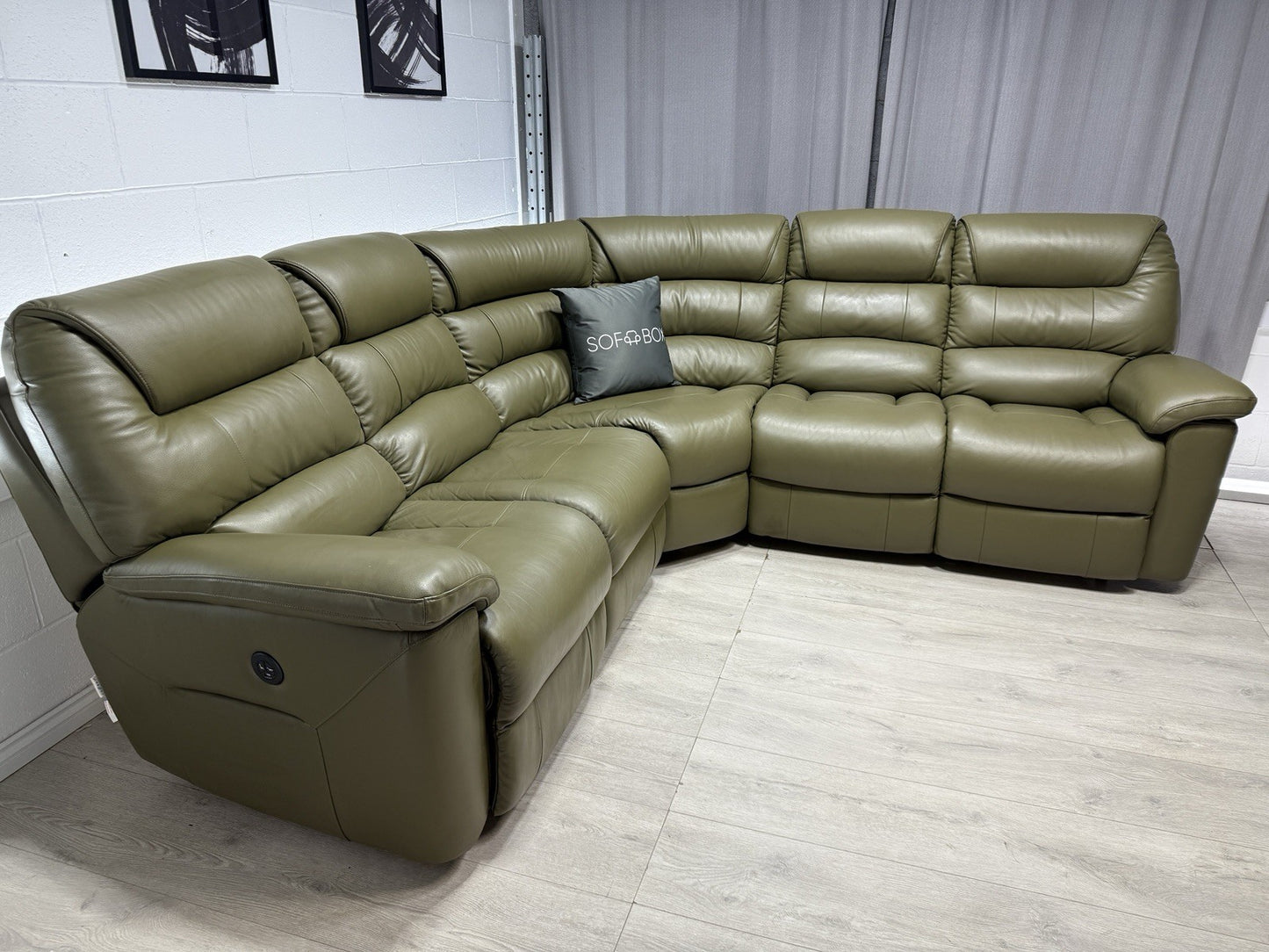 La-Z-Boy Staten Corner Power Recliner Sofa In Pine Green