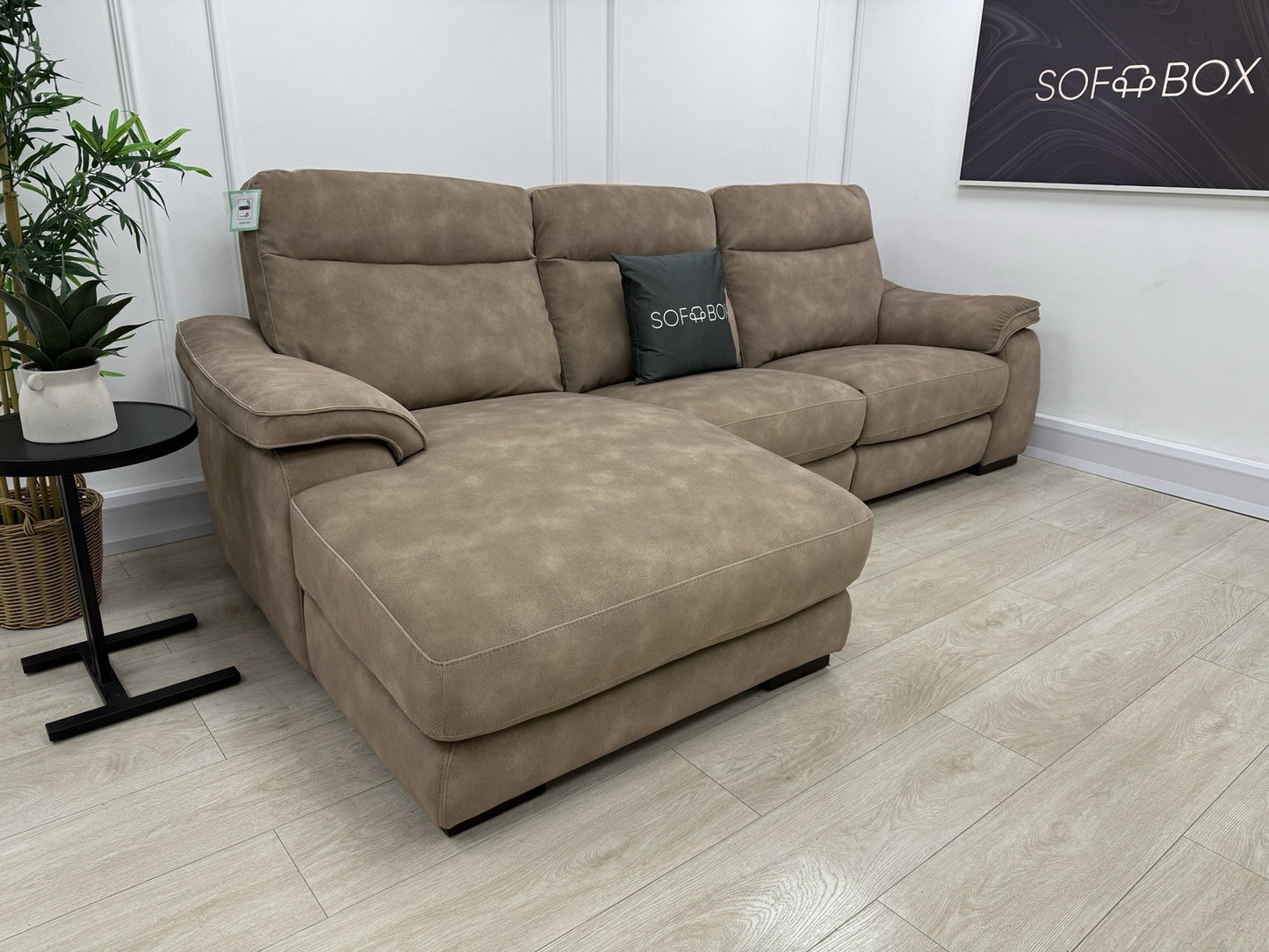 Fishpools Caruso 3 Seater Chaise Power Recliner Sofa In Sand Fabric