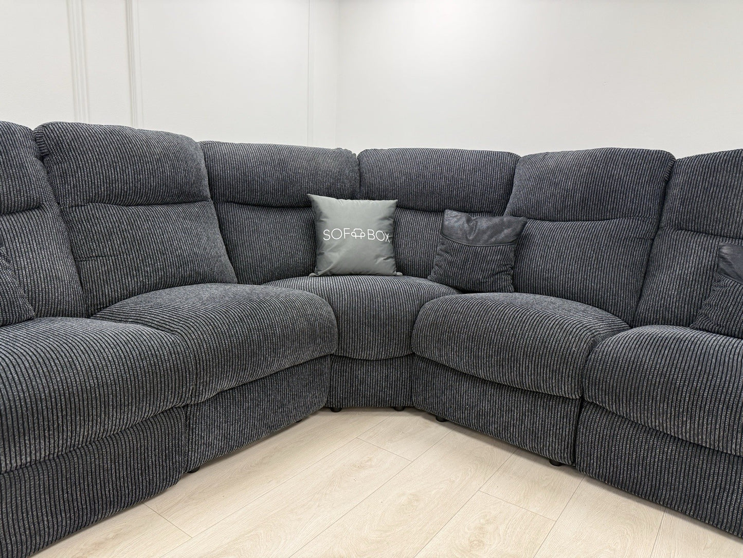 La-Z-Boy Tamla Power Recliner Corner Sofa In Black Fabric