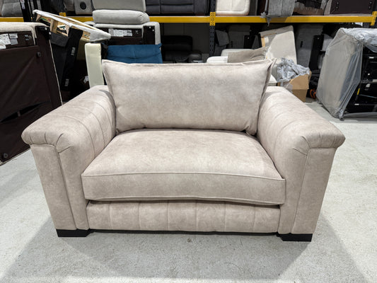 DFS Dolcie Cuddle Chair