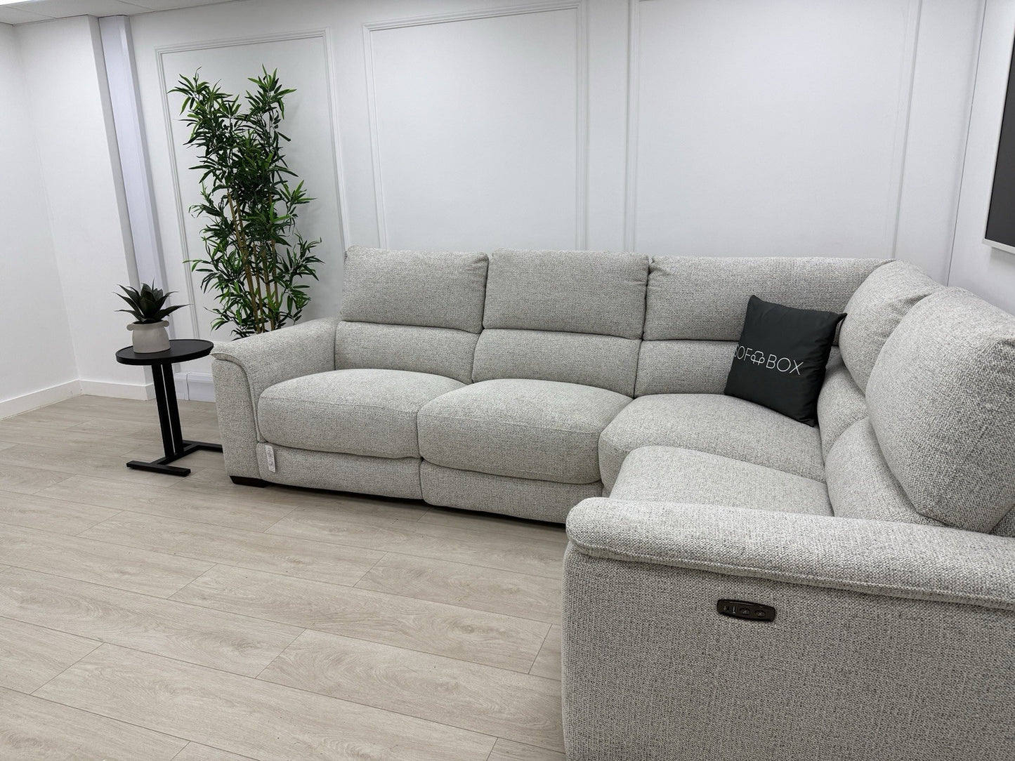 DFS Arwen Left Hand Facing Power Recliner Corner Sofa