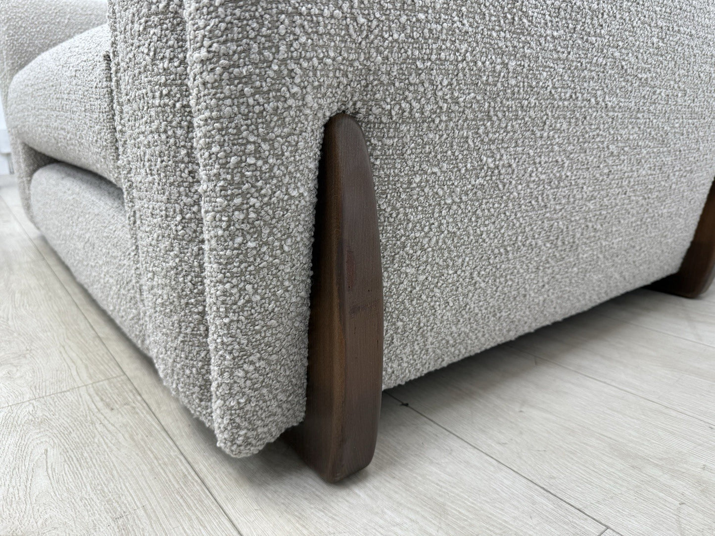 Sofology Marble Arch Mink/Natural Mix Cologne Boucle Loveseat