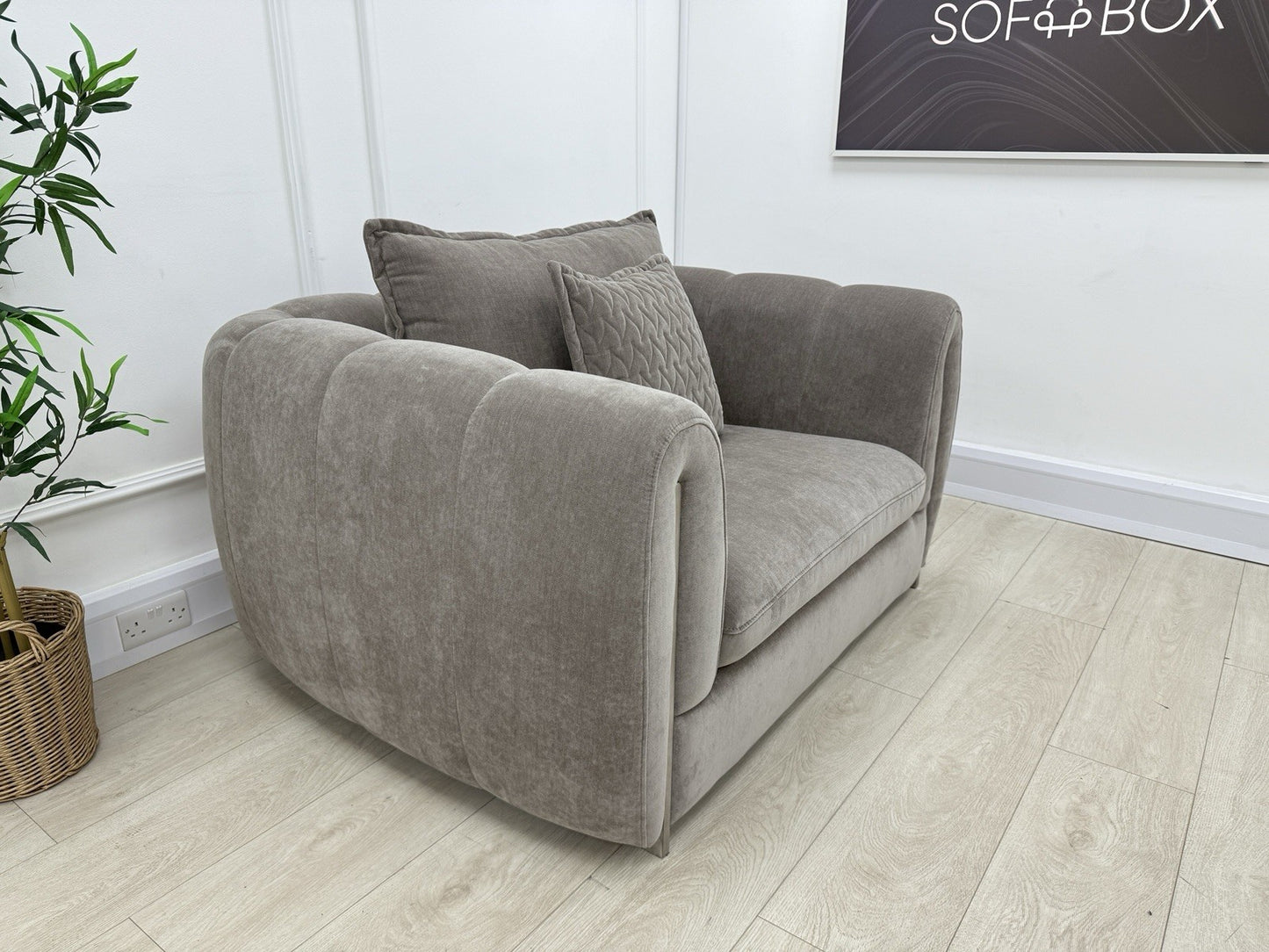 Sofology Empress Love Seat Chair In Relaxed Chenille Nutmeg