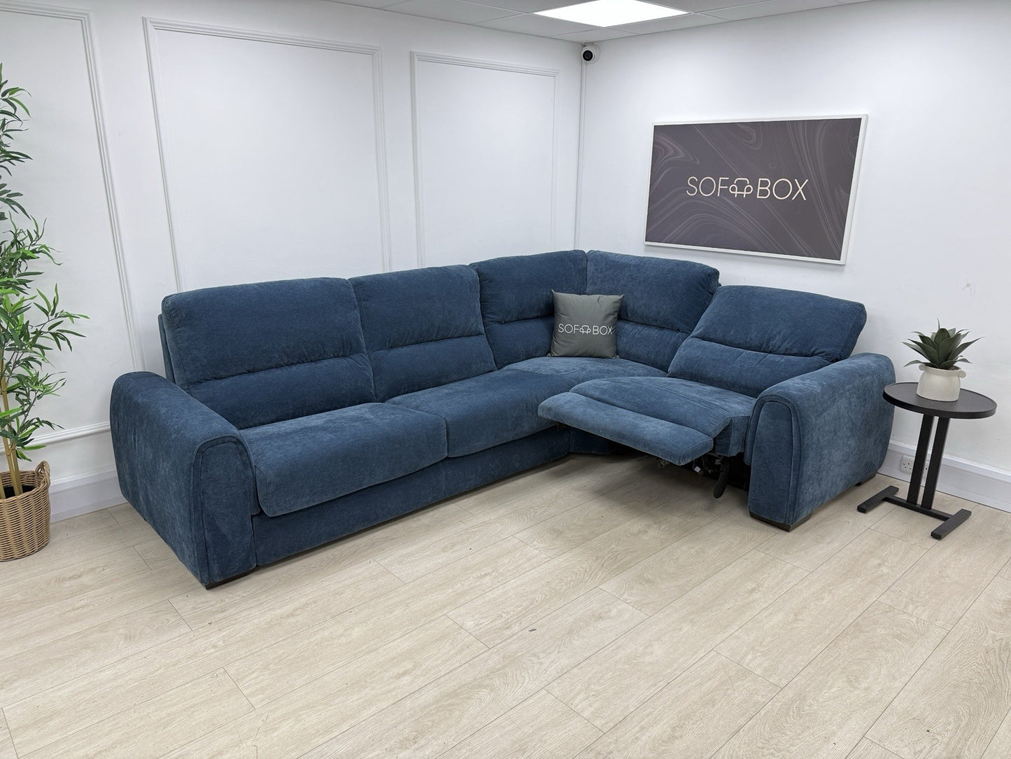 Furniture Village Flex Corner Sofa Bed With Power Recliner & Storage Arms