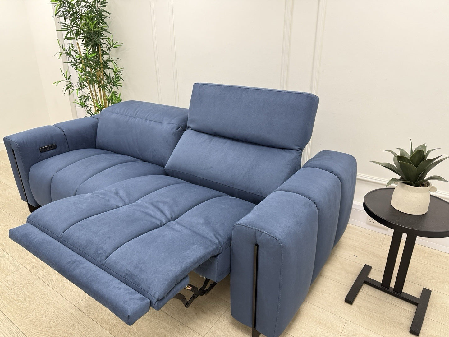 Italia Living 3 Seater Power Recliner Sofa In Luna Blue