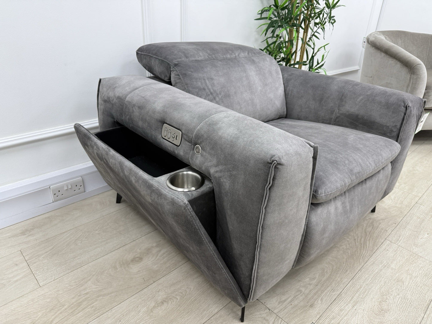 DFS Venosa Heated/Memory/Power Recliner Chair In Smoke Grey Fabric