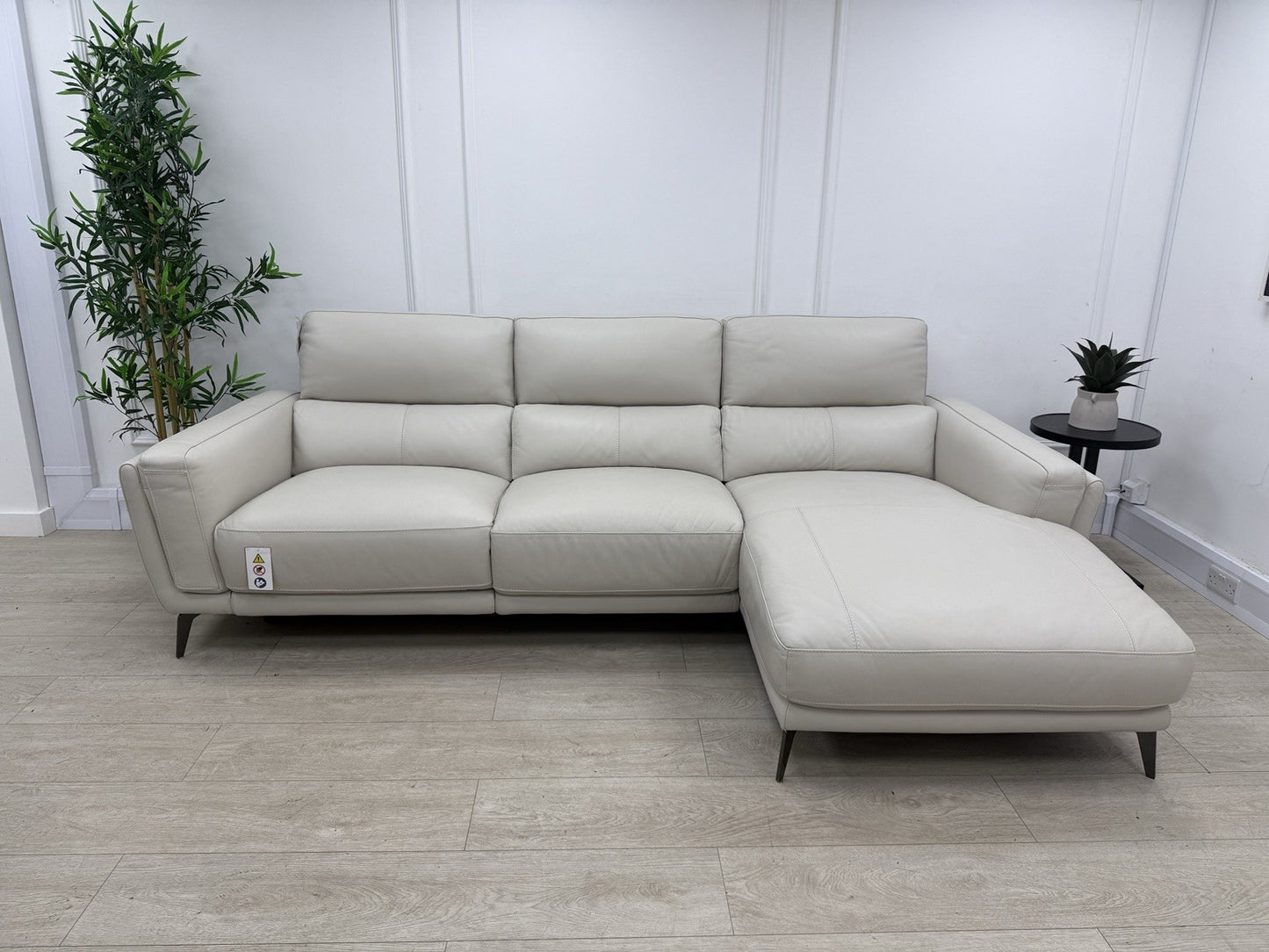 DFS San Antonio Power Recliner 3 Seater Chaise End Sofa In Fossil Leather
