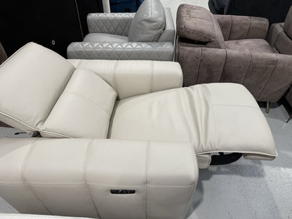 DFS Alivia Power Recliner Chair In Borelli Frost Leather