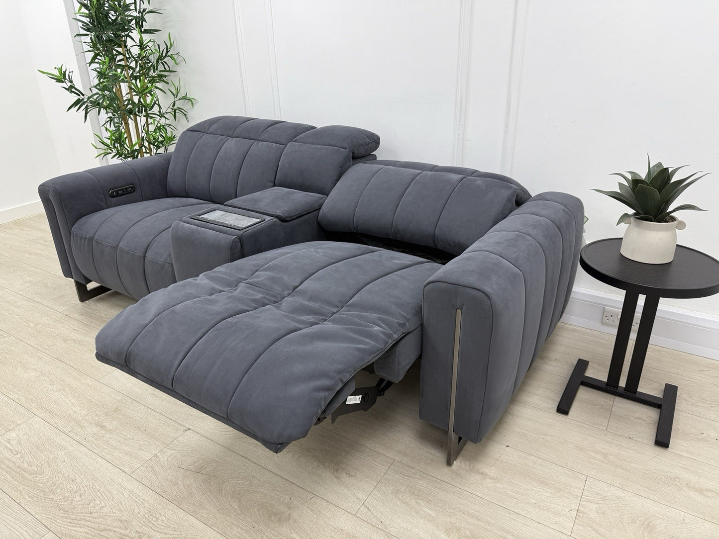 Sofology The Paramount 2.5 Seater Sofa Recliner/Headrest In Nubuck Charcoal