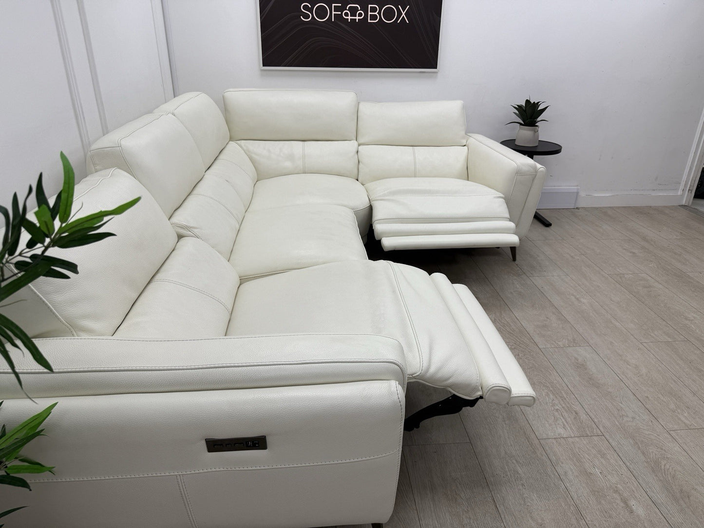 DFS San Antonio Power Recliner Corner Sofa In Snow Leather