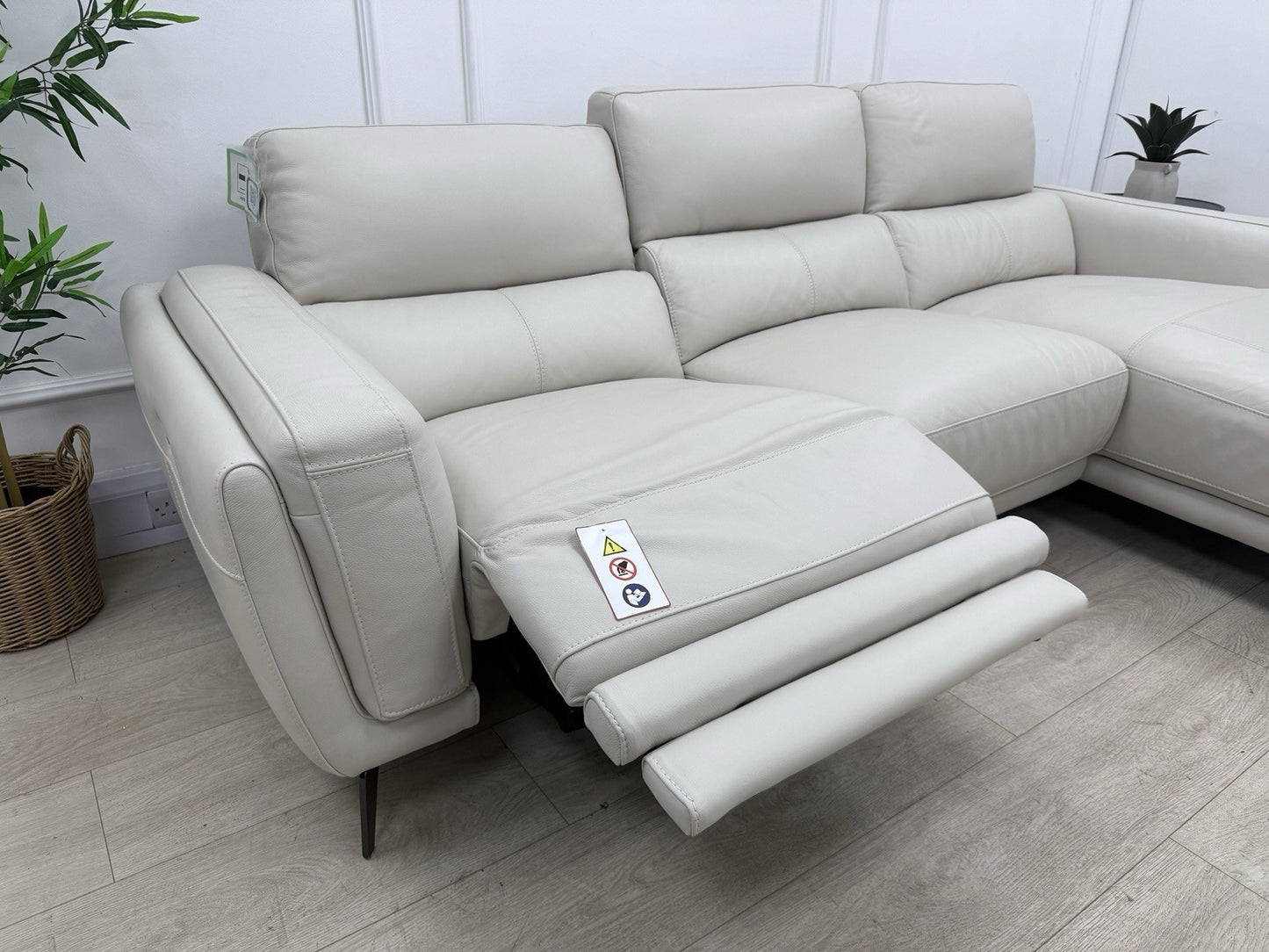 DFS San Antonio Power Recliner 3 Seater Chaise End Sofa In Fossil Leather