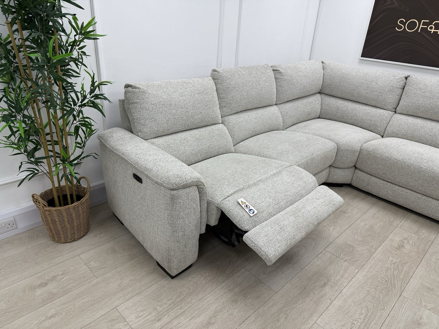 DFS Arwen 2 Corner 2 Power Recliner Corner Sofa In Oyster Fabric