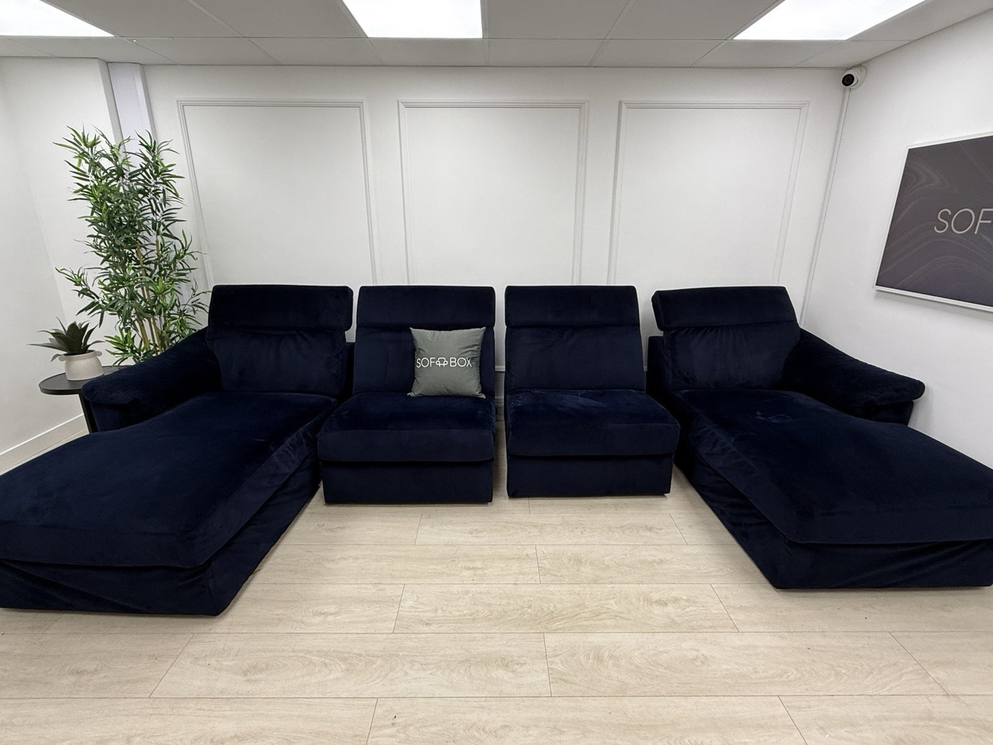 Natuzzi U Shape Recliner Chaise Corner Sofa In Blue Velvet