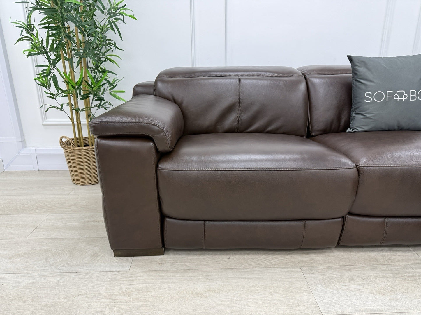 Sofology Laurence 3 Seater Recliner Chaise Sofa In Mahogany Brown Leather