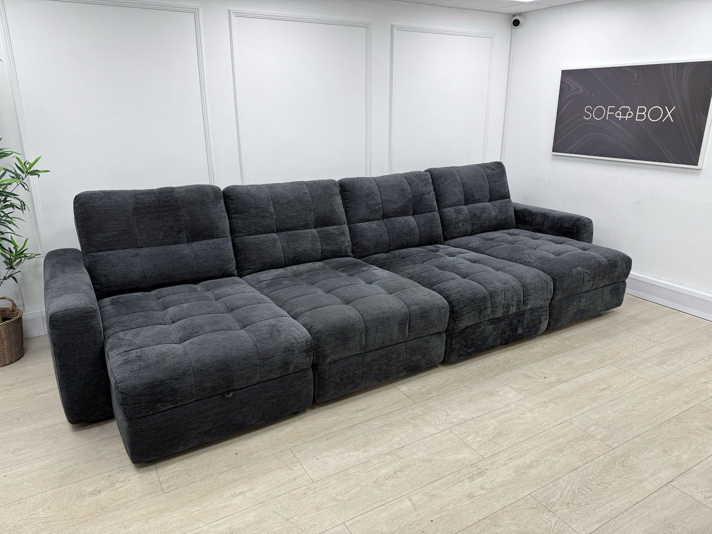 DFS Steller XL Power Chaise Recliner Sofa In Nuova Black Fabric
