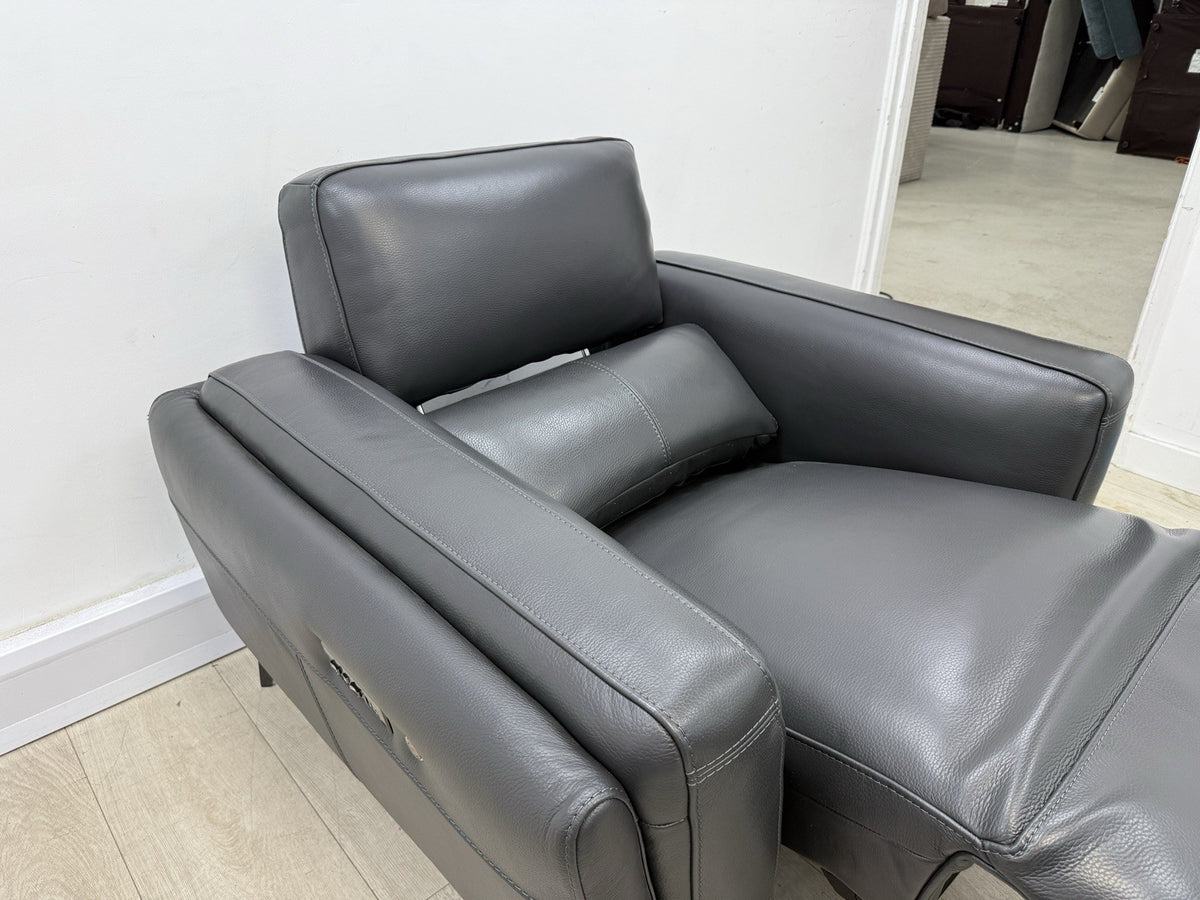 DFS San Antonio Power Recliner Heated Chair In Super Club Dark Grey Leather