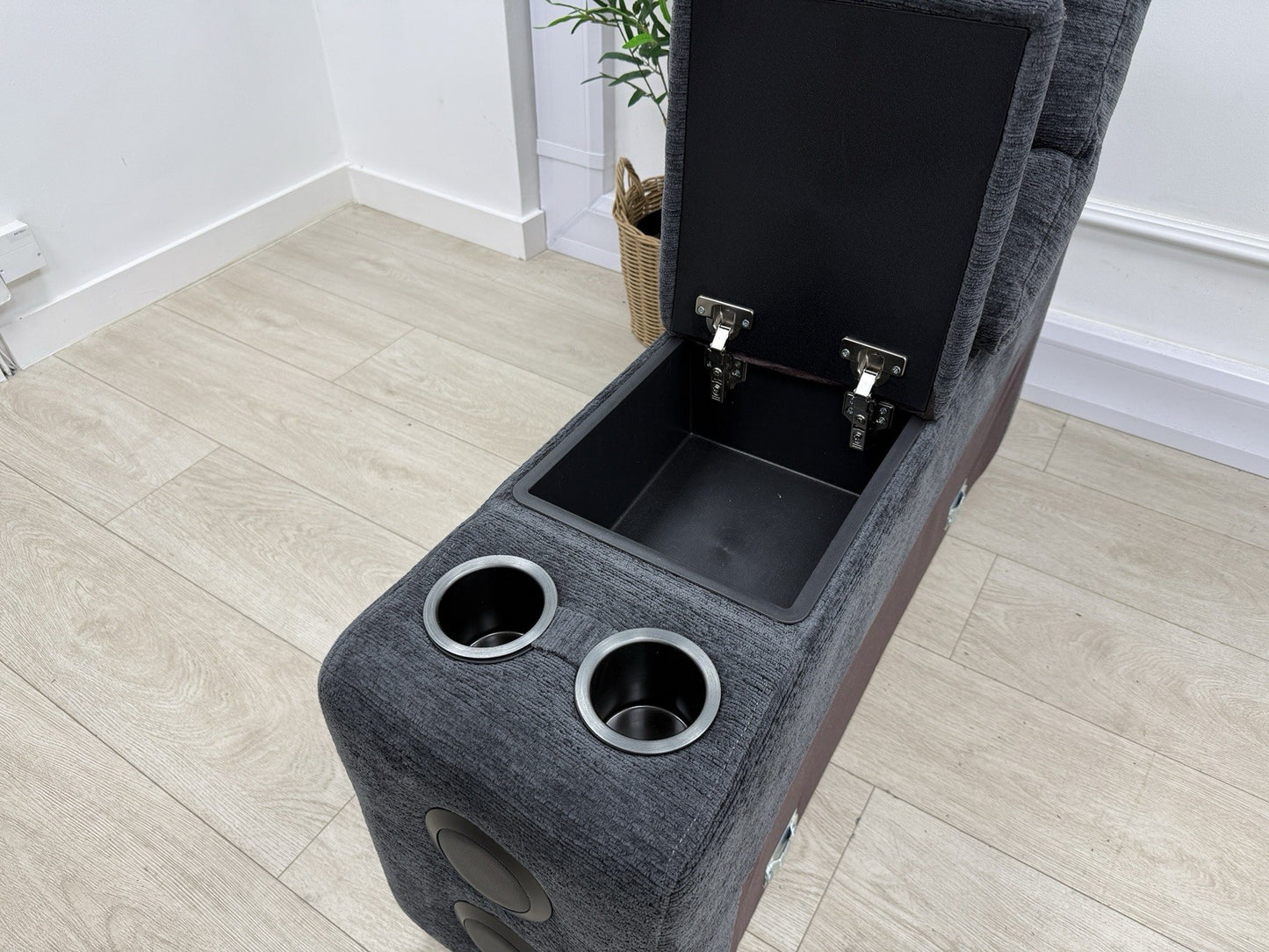 DFS Steller Storage Speaker Console Unit In Nuova Black Fabric