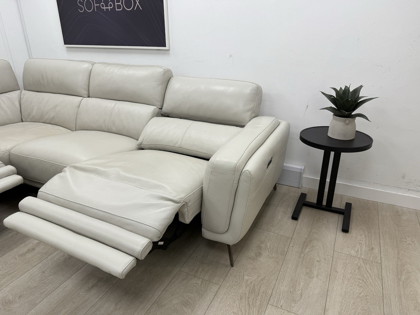 DFS San Antonio Power Recliner Corner Sofa In Fossil Leather