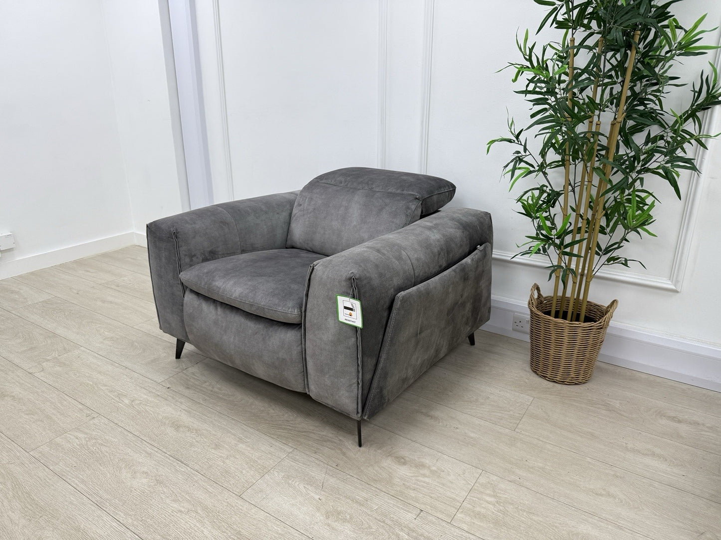DFS Venosa Heated/Memory/Power Recliner Chair In Smoke Grey Fabric