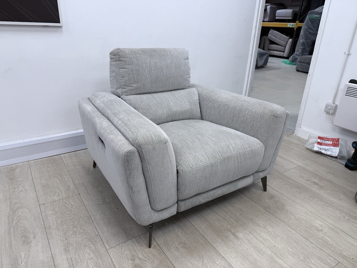 DFS San Mateo Power Recliner Armchair In Fresno Ivory Fabric