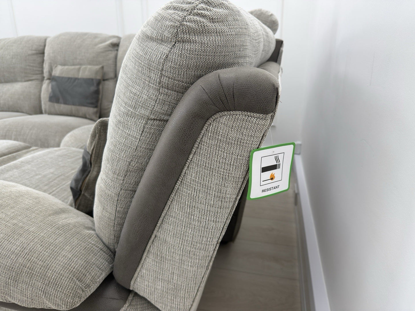 La-Z-Boy Recliner Corner Sofa In Grey