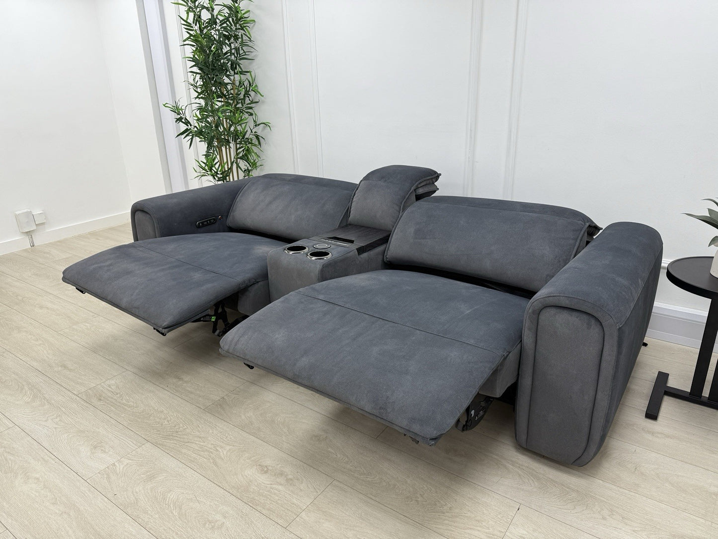 Sofology Premiere 2.5 Seater Power Recliner/Headrest/Heated Sofa