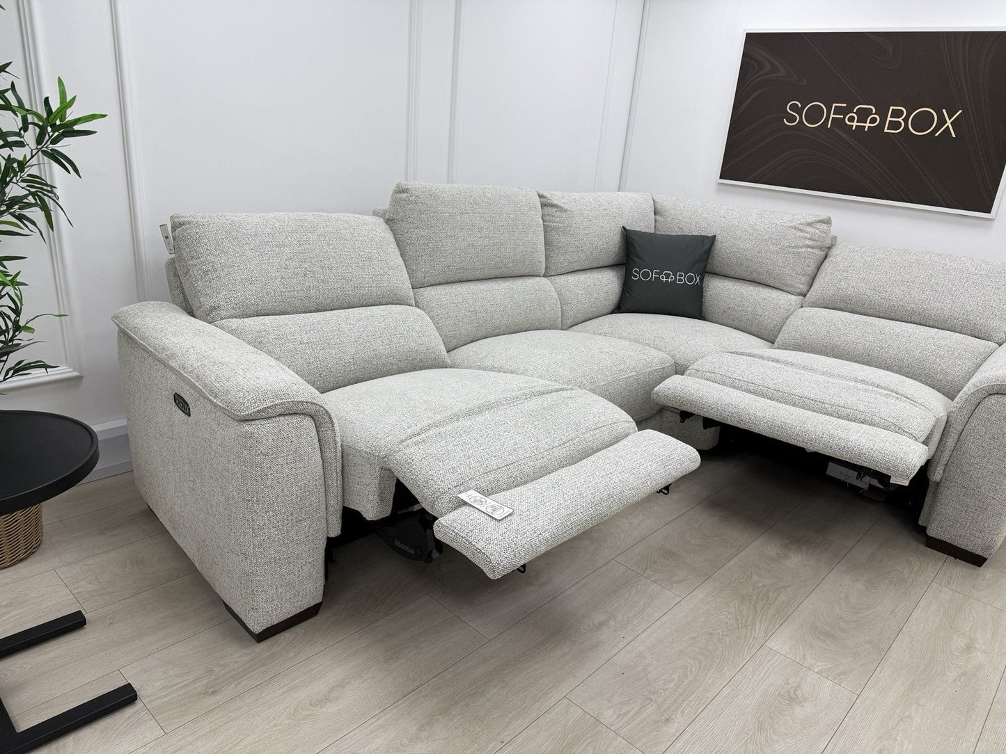 DFS Arwen Left Hand Facing Power Recliner Corner Sofa