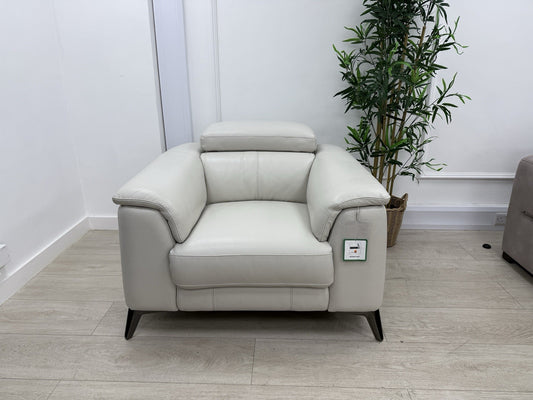 DFS Tahiti Power Recliner Chair In Fossil Leather