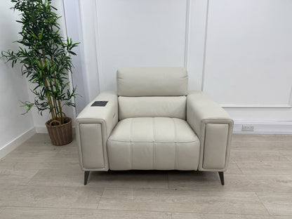 DFS Showcase Power Recliner Chair With Arm Console In Frost Leather