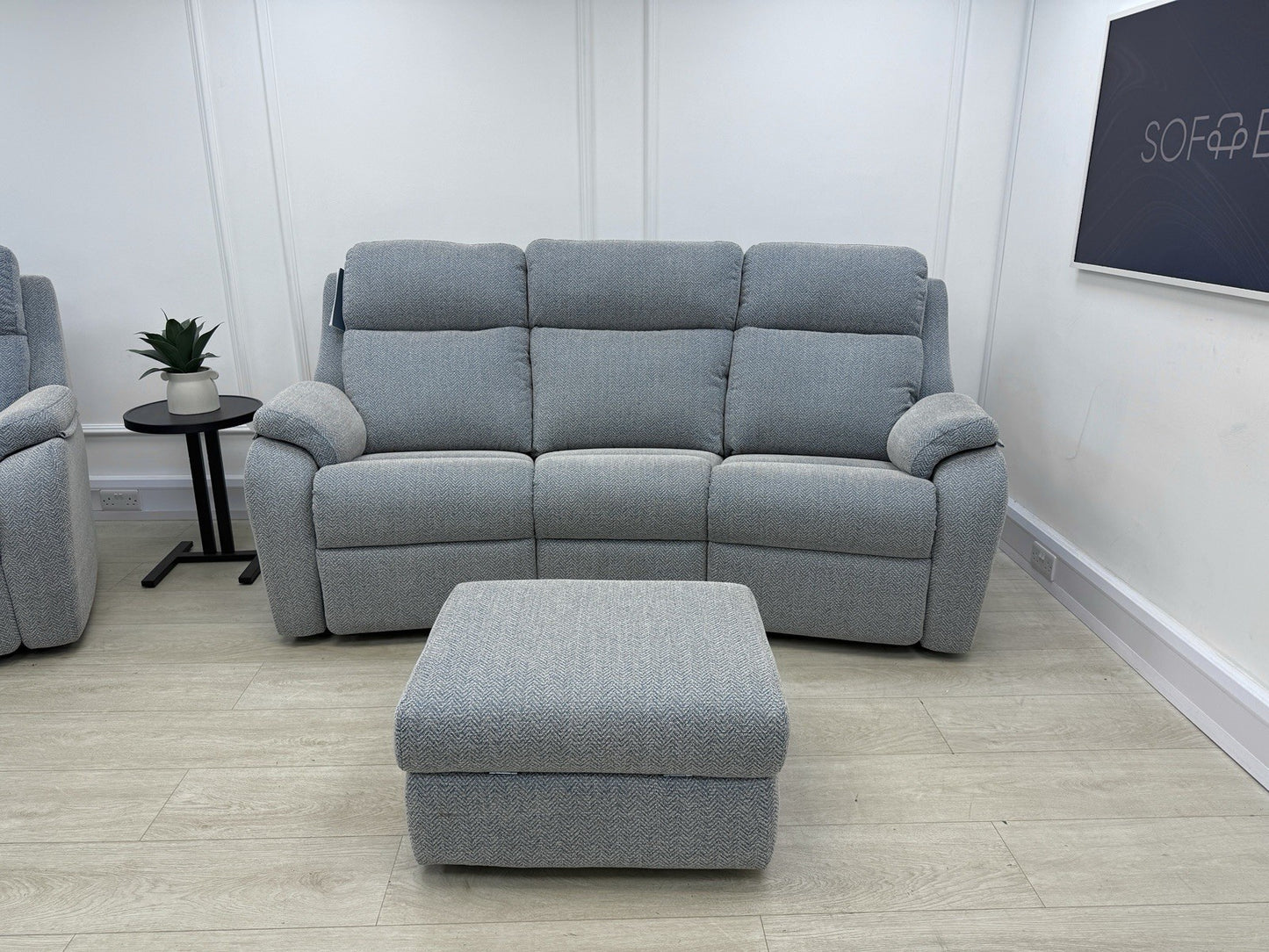 G Plan Kingsbury 3 Seater Curved Sofa & Chair Set Recliner/Lumbar/Headrest