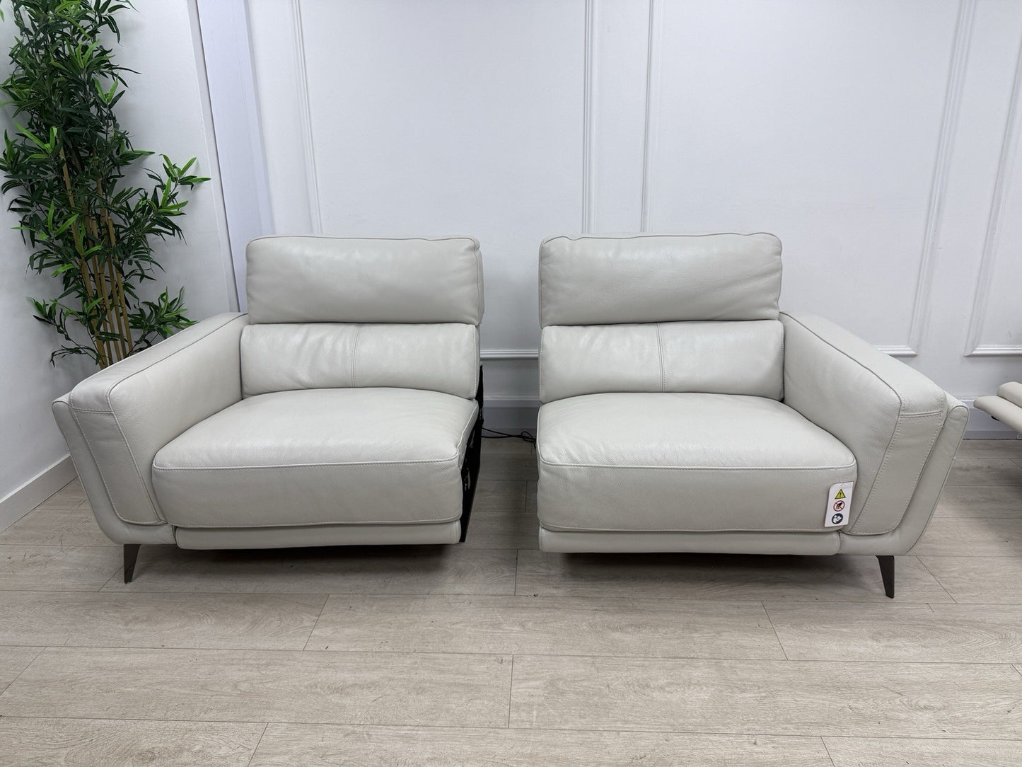 DFS San Antonio 3 Seater Power Recliner Heated Sofa In Fossil Leather