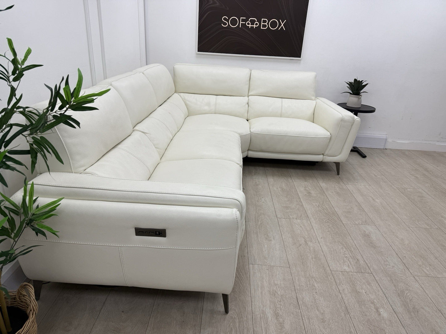 DFS San Antonio Power Recliner Corner Sofa In Snow Leather