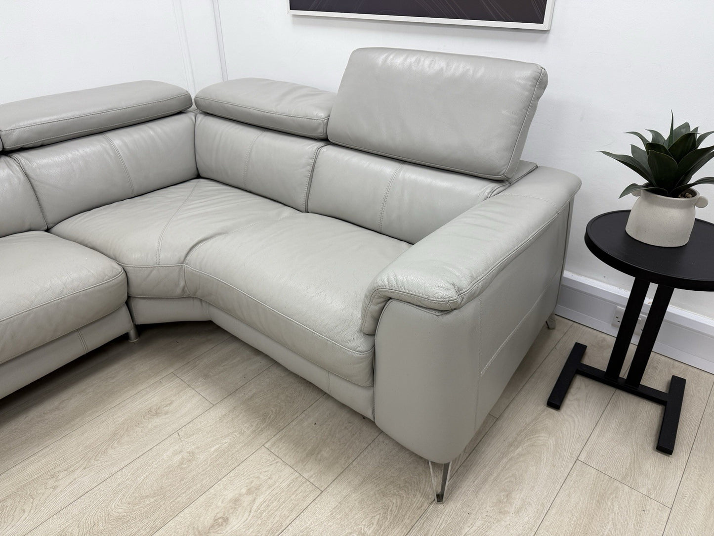 DFS Tahiti Leather Power Recliner Corner Sofa & Armchair Set In Light Grey