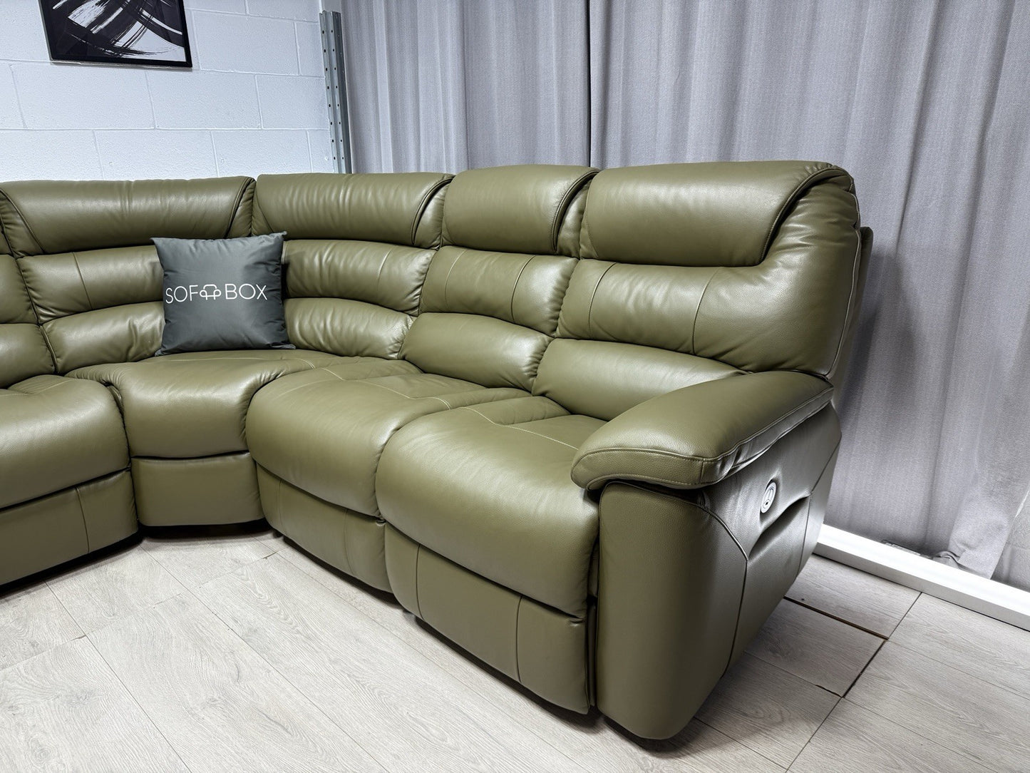 La-Z-Boy Staten Corner Power Recliner Sofa In Pine Green
