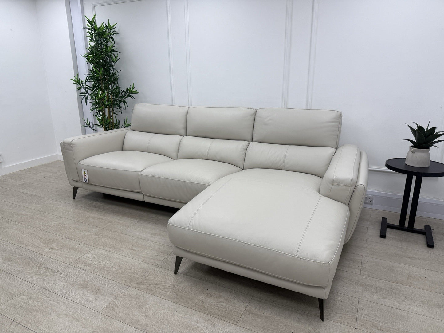 DFS San Antonio Power Recliner 3 Seater Chaise End Sofa In Fossil Leather