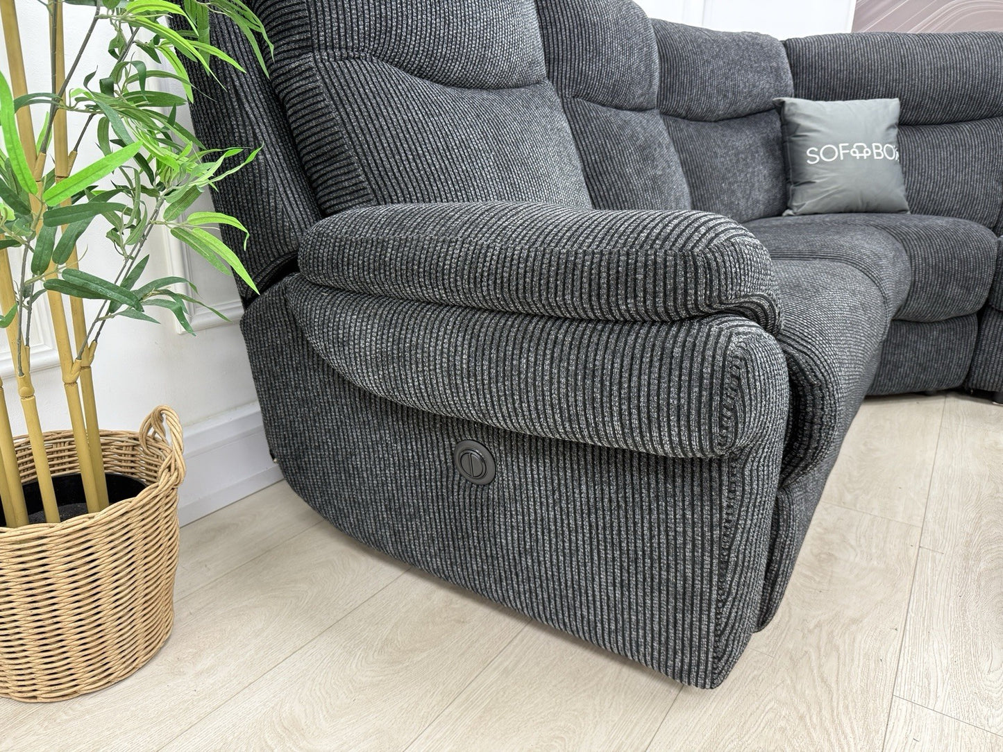 La-Z-Boy Tamla Power Recliner Corner Sofa & Footstool In Black Fabric