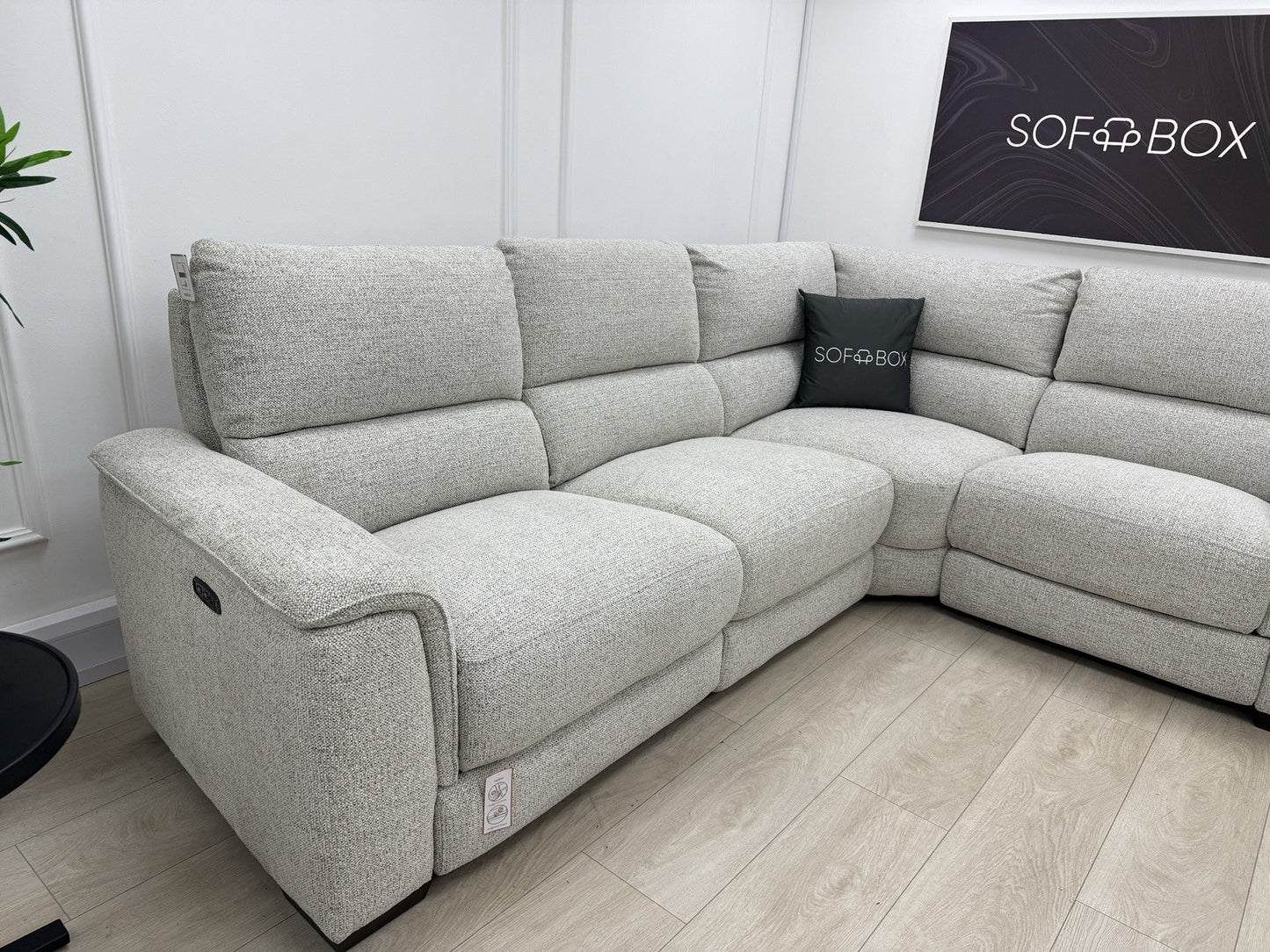 DFS Arwen Left Hand Facing Power Recliner Corner Sofa