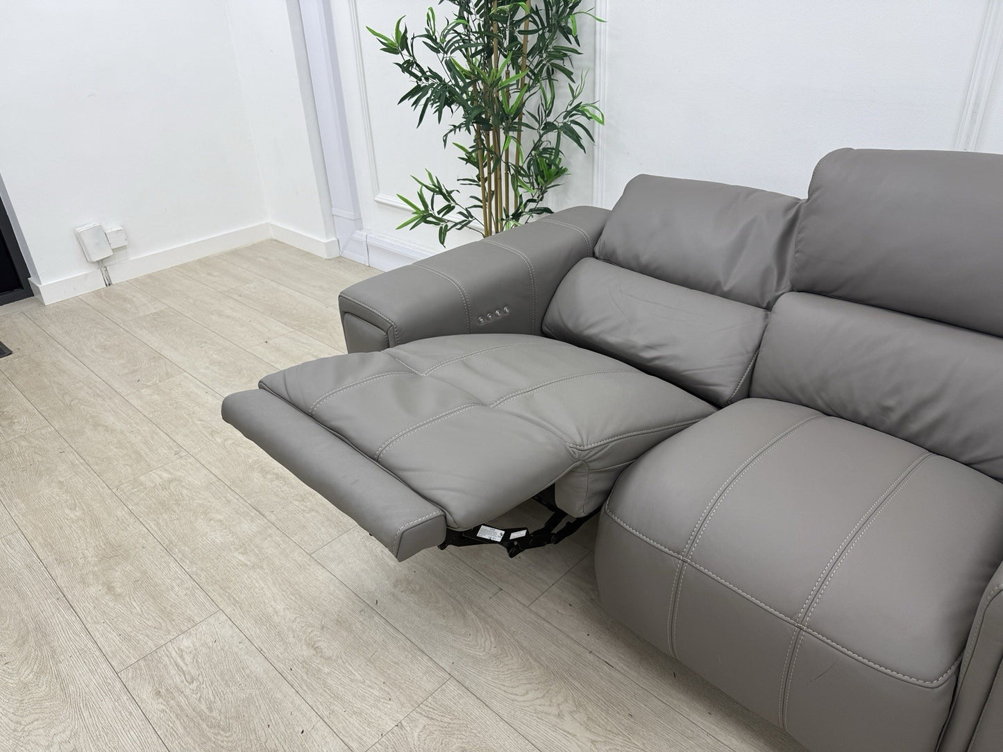 DFS Showcase Power Recliner 2 Seater Sofa In Elephant Grey Leather