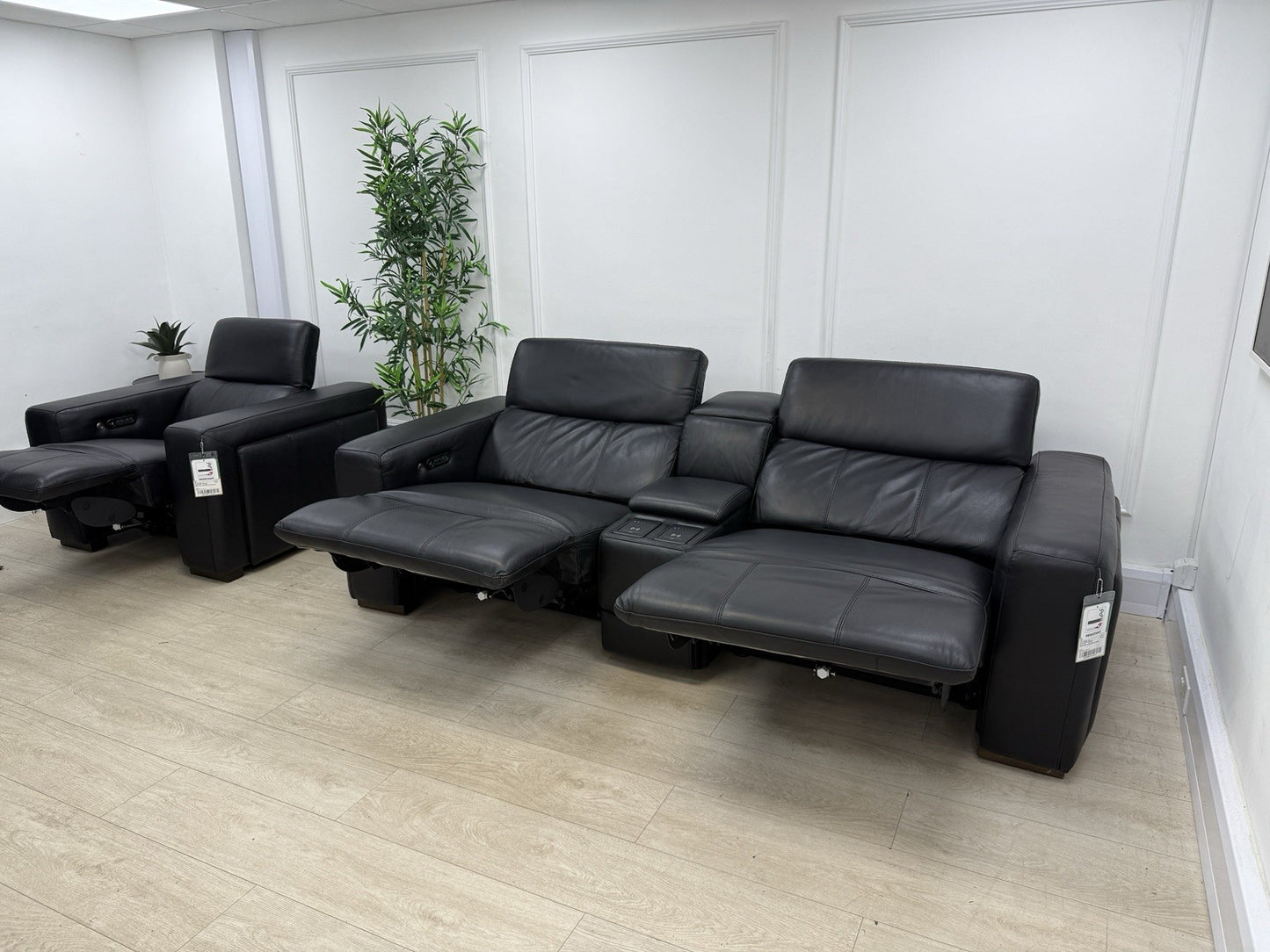 DFS Crusade 3 Seater Sofa, Smart Console & Chair Set Recliner/Heated Leather